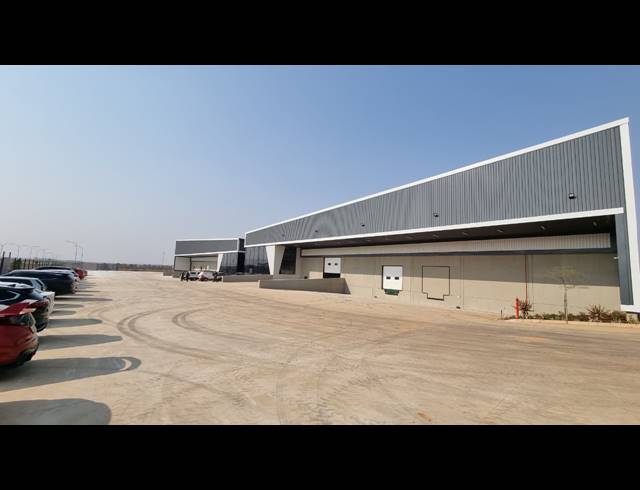 3,095M² WAREHOUSE TO LET IN GLEN MARAIS
